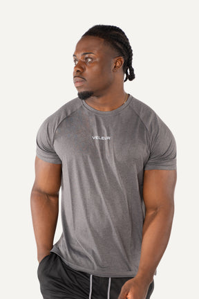 Veleur Endurance T-Shirt für Herren, atmungsaktives Fitnessshirt mit rundem Ausschnitt und Regular Fit, ideal für Training und Alltag