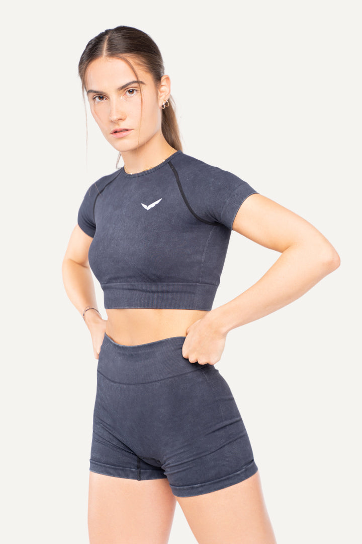 VVeleur Faded Kurzarm Top für Damen, figurbetont mit leichtem washed-out-Look, atmungsaktiv und ideal für Gym und Freizeit